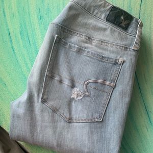 American Eagle skinny jeans